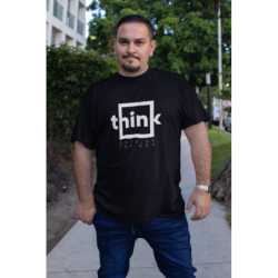 T SHIRT think outside the box NOIR AVEC UN DESIGN MODERN FIT ET STYLE UNIQUE